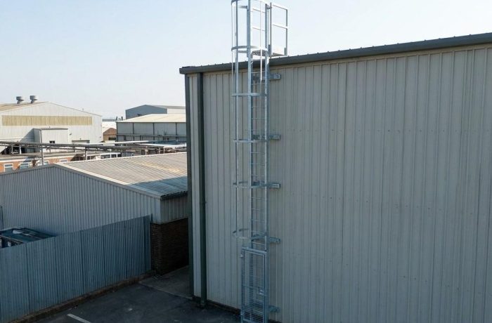 cat-ladder-maintenance-guide-for-long-term-safety
